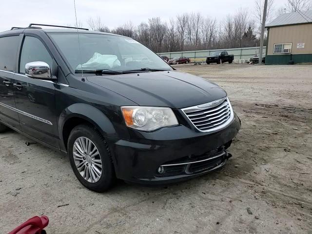 2013 Chrysler Town & Country VIN 2C4RC1CG7DR726592 Copart auction photo, front end damage thumbnail 12