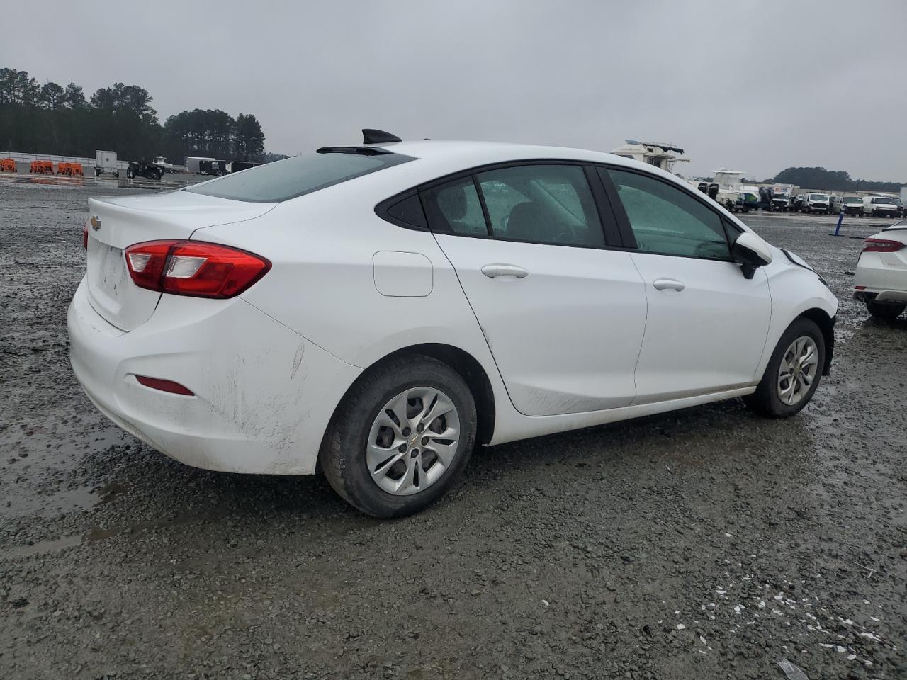 2019 Chevrolet Cruze VIN 1G1BC5SM7K7141535 Copart auction photo, front end damage thumbnail 3