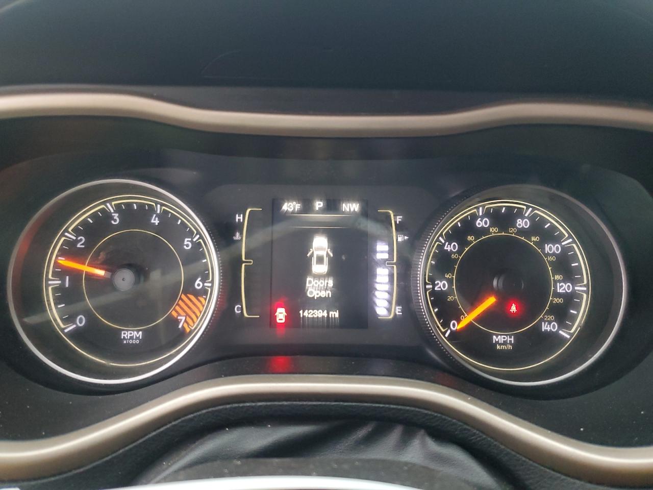2015 Jeep Grand Cherokee VIN 1C4PJMCB4FW714915 Copart auction photo, side damage thumbnail 9