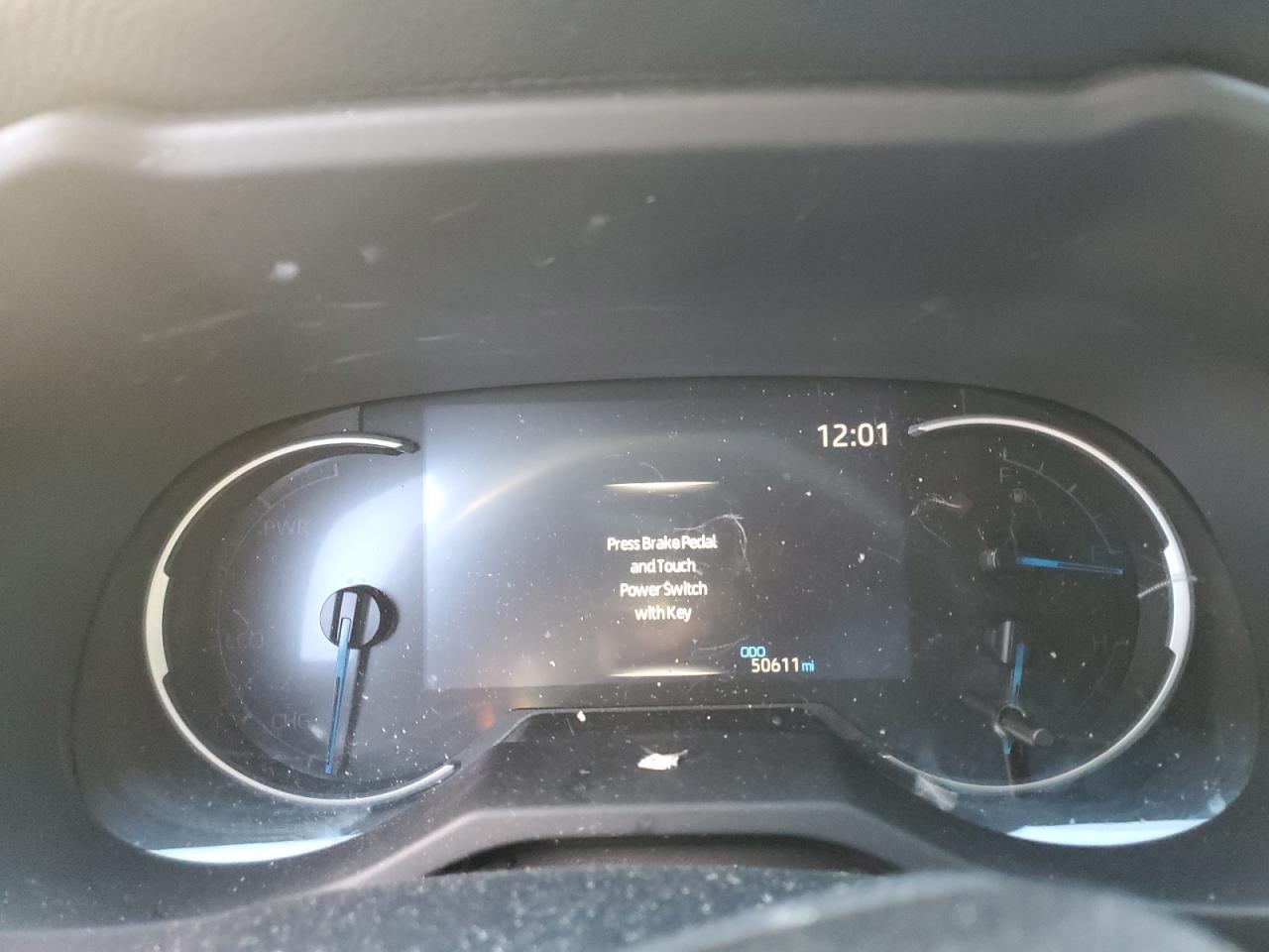 2019 Toyota RAV 4 VIN JTMEWRFV1KJ023859 Copart auction photo, front end / minor dent/scratches damage thumbnail 9