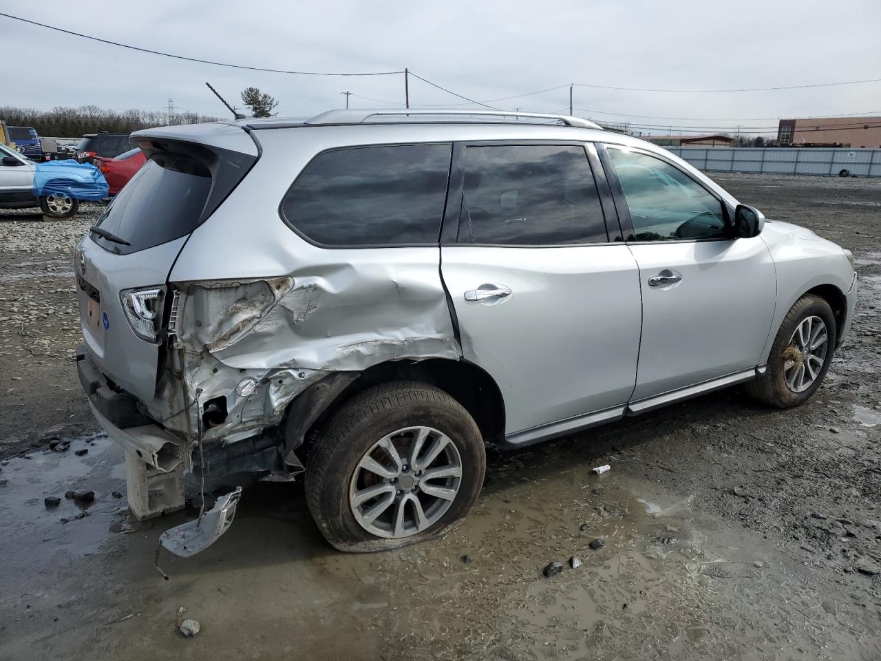 2016 Nissan Pathfinder VIN 5N1AR2MMXGC634245 Copart auction photo, rear end damage thumbnail 3
