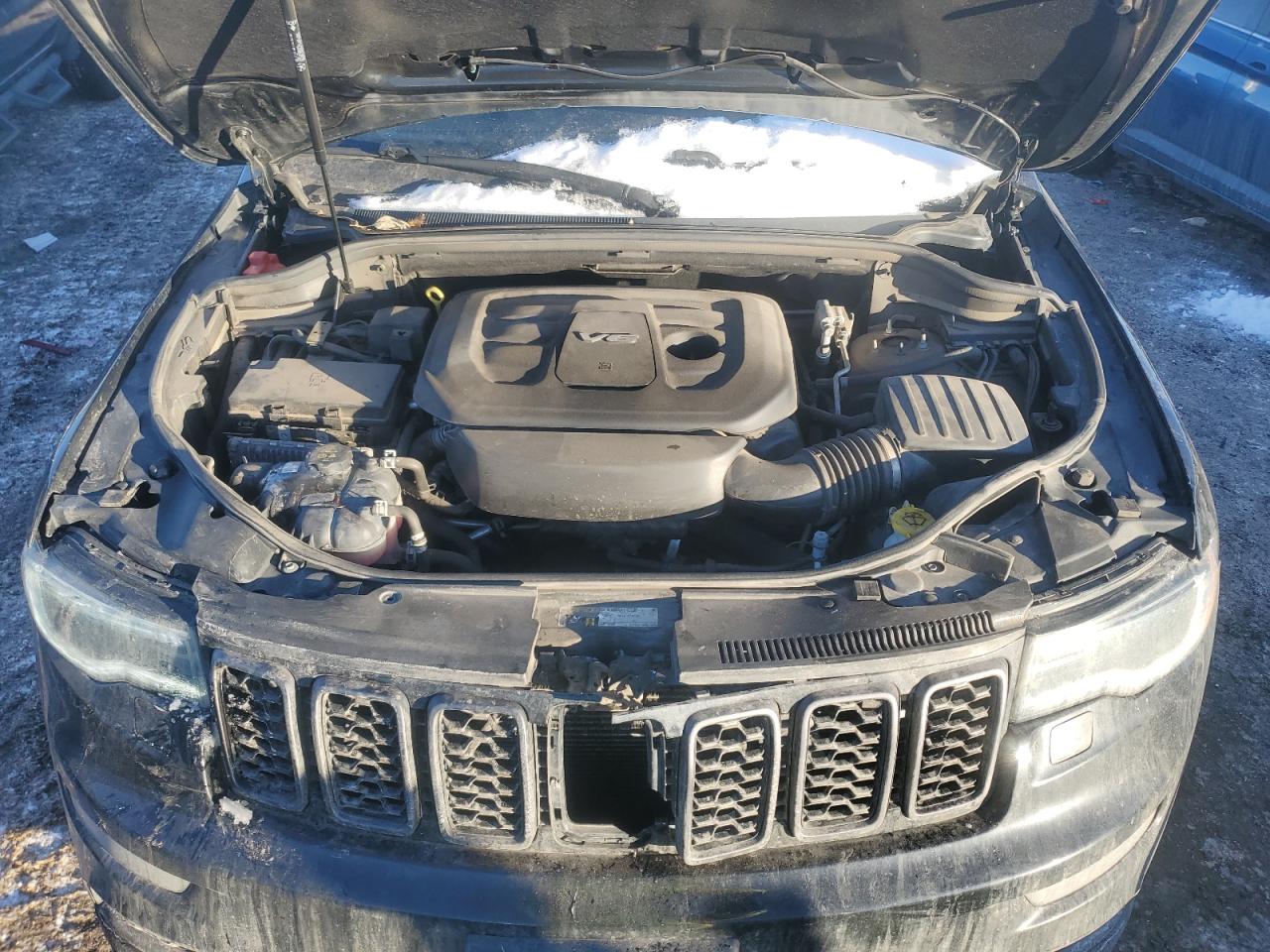 2019 Jeep Grand Cherokee VIN 1C4RJFBGXKC628800 Copart auction photo, front end / side damage thumbnail 12