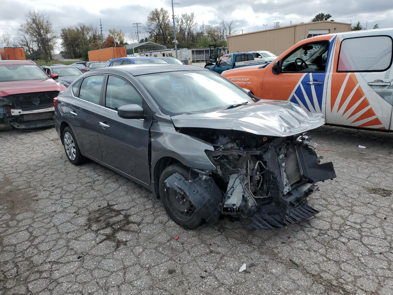 2017 Nissan Sentra VIN 3N1AB7AP3HL717299 Copart auction photo, front end damage thumbnail 4
