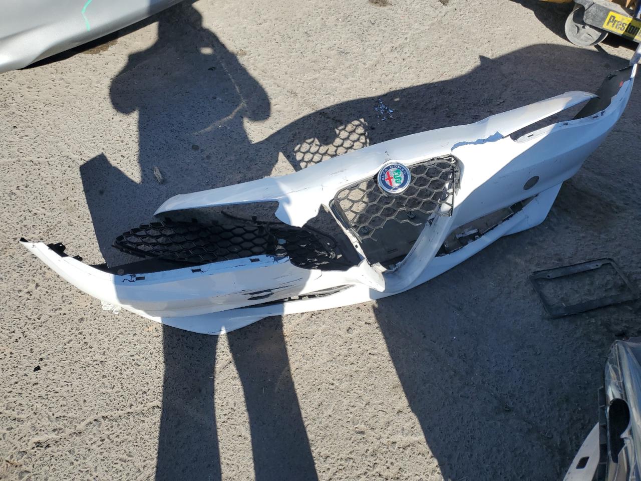 2019 Alfa Romeo Giulia VIN ZARFAMBN5K7622469 Copart auction photo, front end damage thumbnail 12
