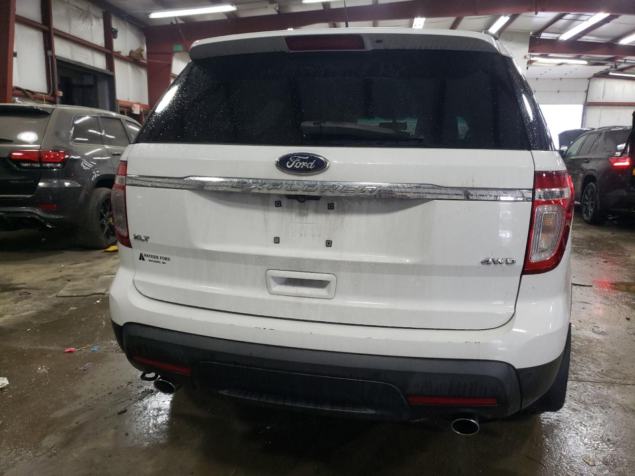 2013 Ford Explorer VIN 1FM5K8D81DGB35303 Copart auction photo, minor dent/scratches damage thumbnail 6