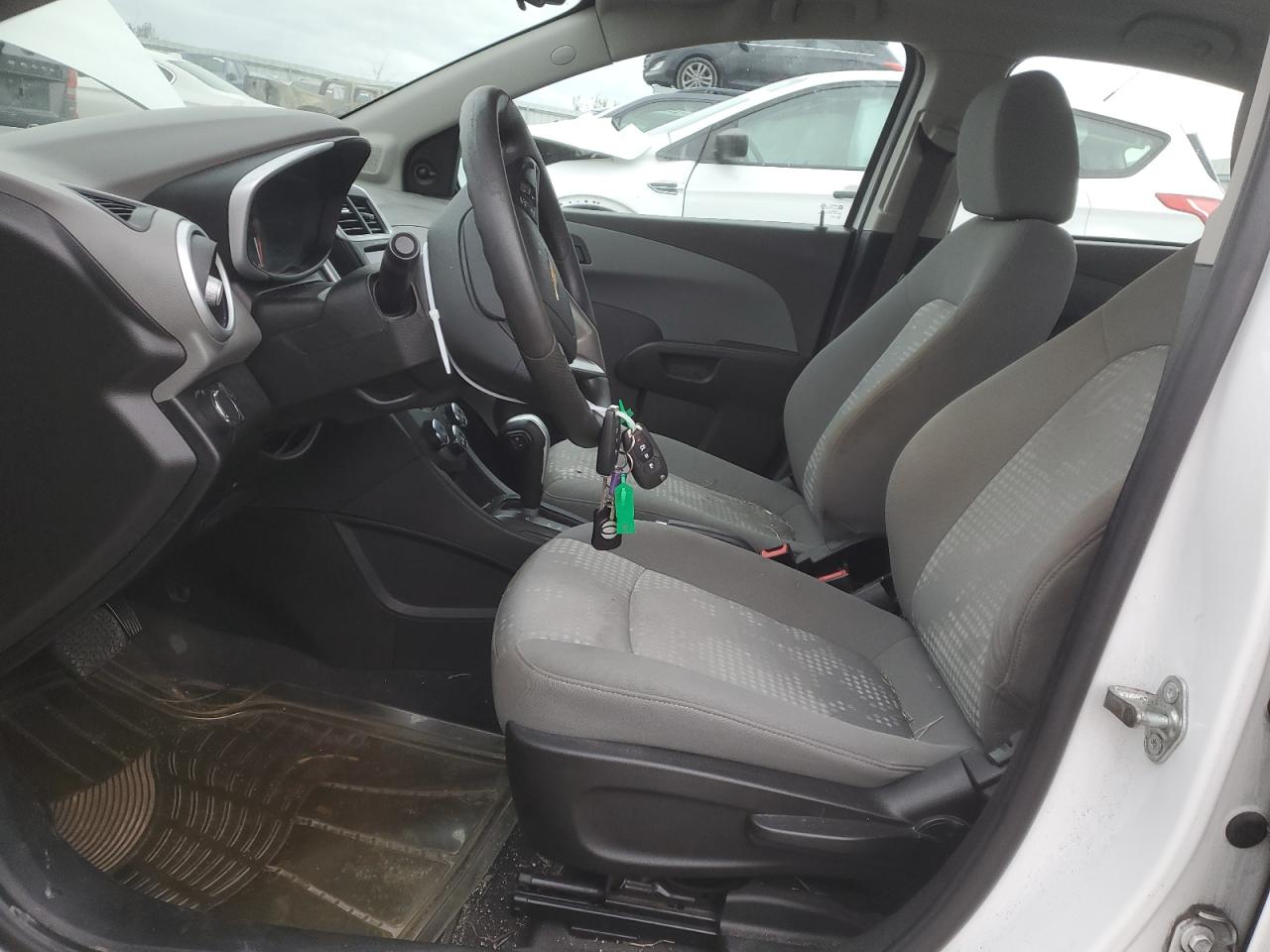 2020 Chevrolet Sonic VIN 1G1JB5SB0L4102804 Copart auction photo, rear end / minor dent/scratches damage thumbnail 7