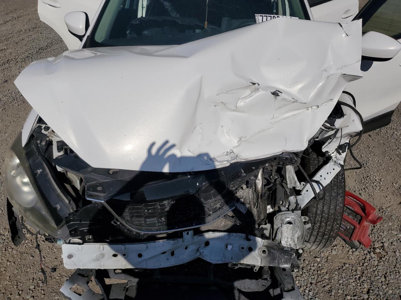 2014 Mazda CX-5 VIN JM3KE2CYXE0304829 Copart auction photo, front end damage thumbnail 13