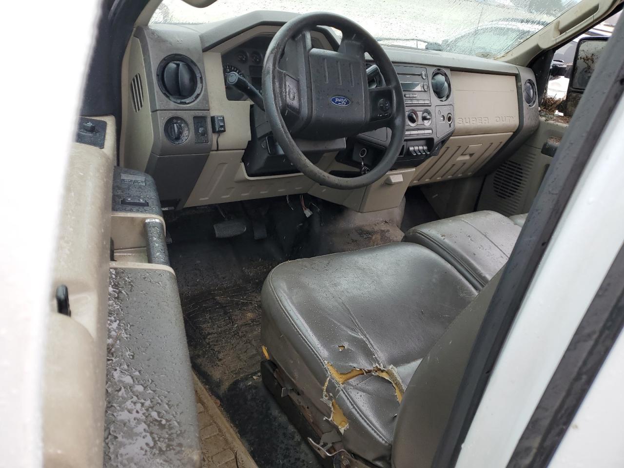 2009 Ford F350 VIN 1FTWF31569EA37042 Copart auction photo, all over damage thumbnail 8