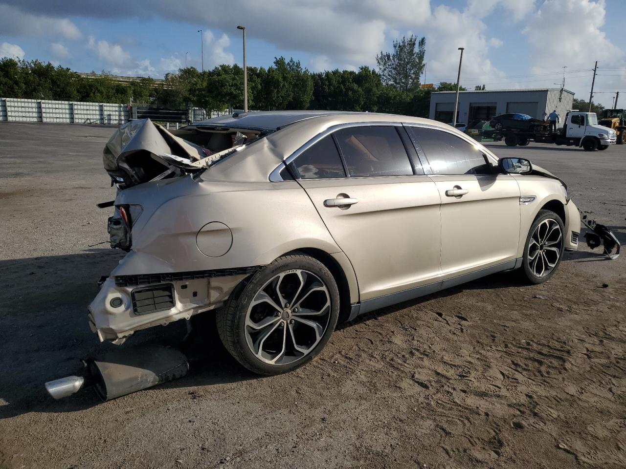 2018 Ford Taurus VIN 1FAHP2D85JG102368 Copart auction photo, all over / top/roof damage thumbnail 3