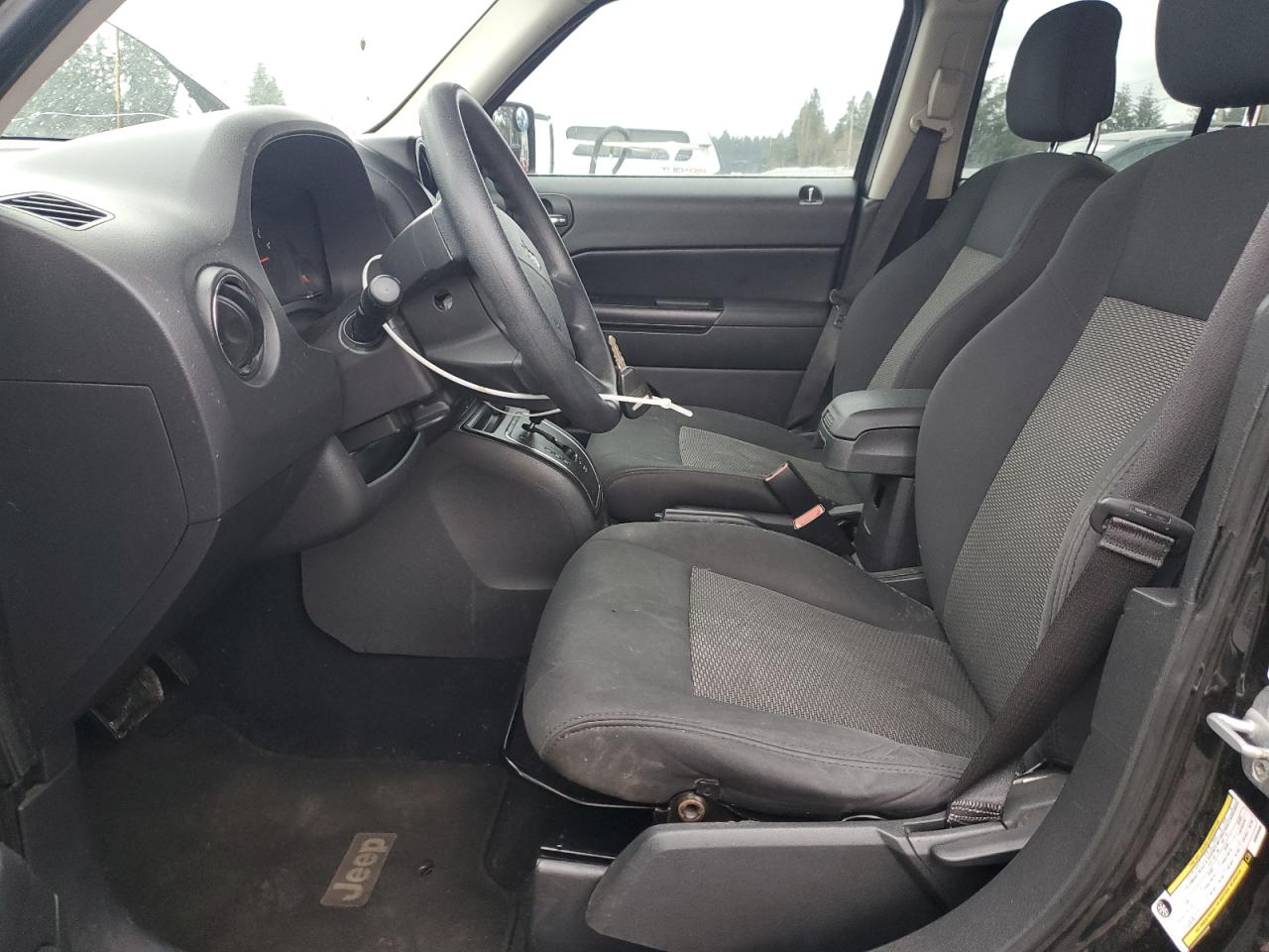 2010 Jeep Liberty (Patriot) VIN 1J4NT2GB7AD659696 Copart auction photo, side / front end damage thumbnail 7