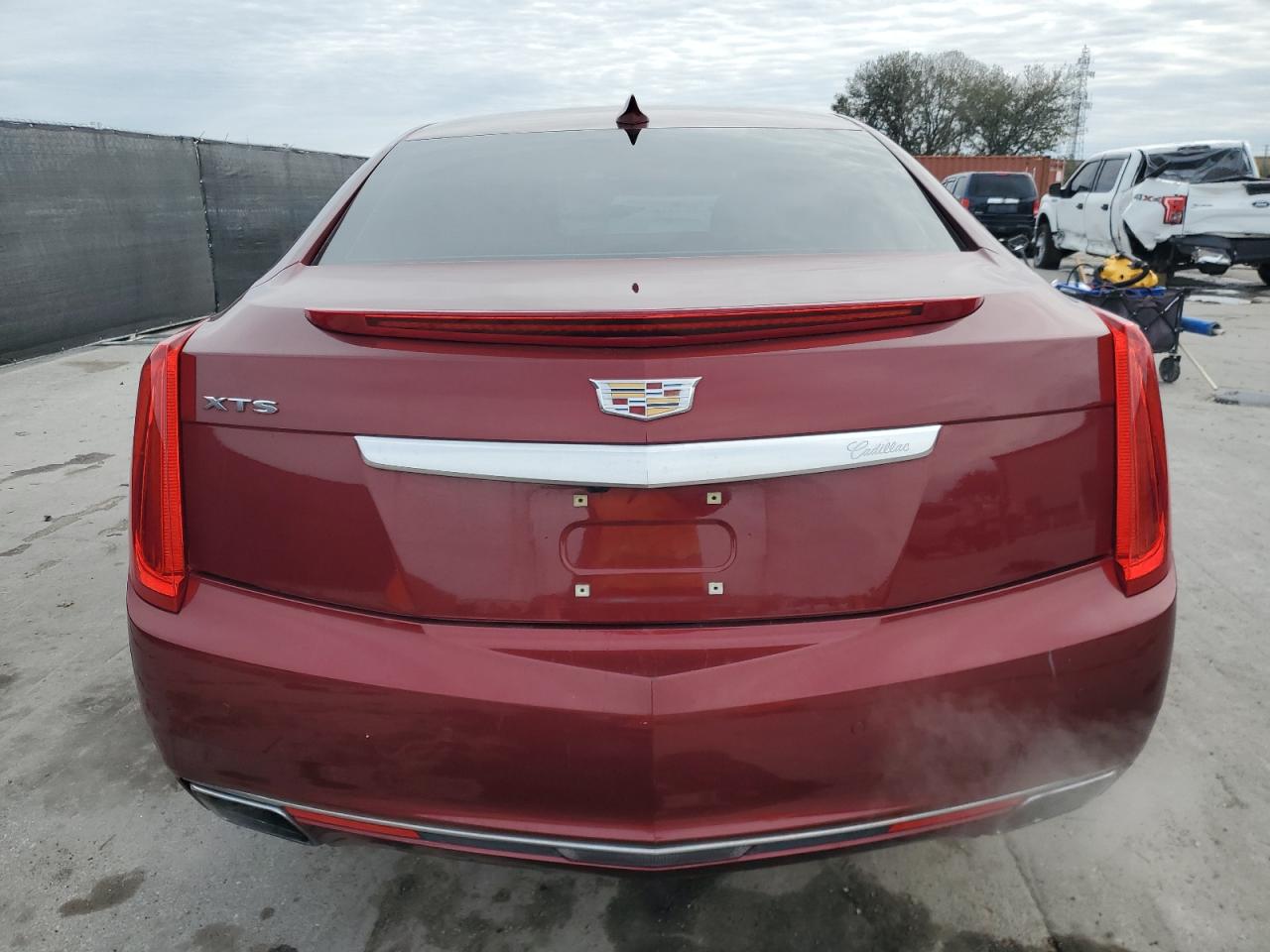 2017 Cadillac XTS VIN 2G61P5S38H9116085 Copart auction photo, front end / side damage thumbnail 6