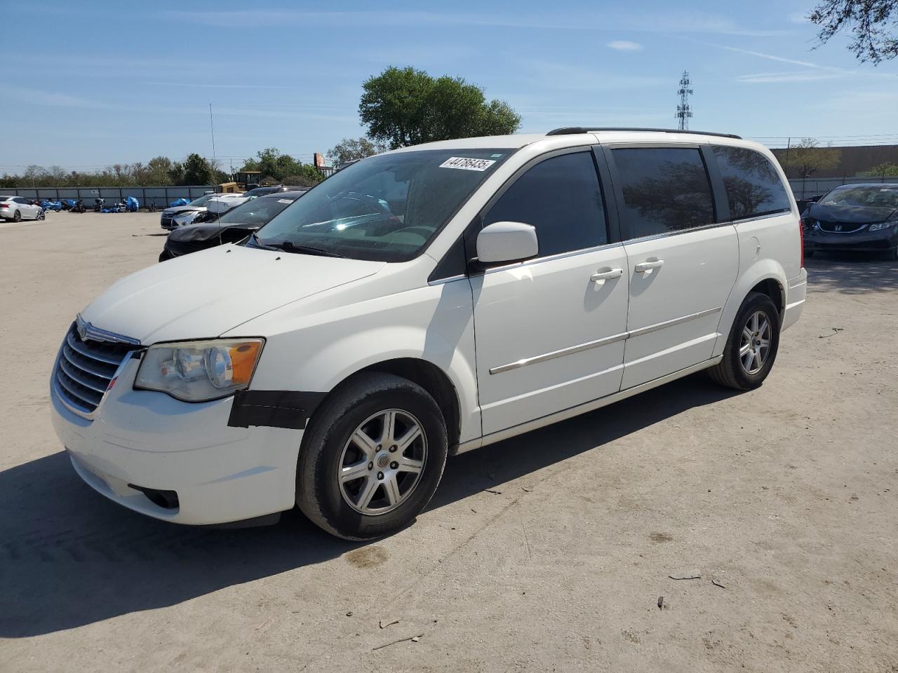 2010 Chrysler Town & Country VIN 2A4RR5D18AR257292