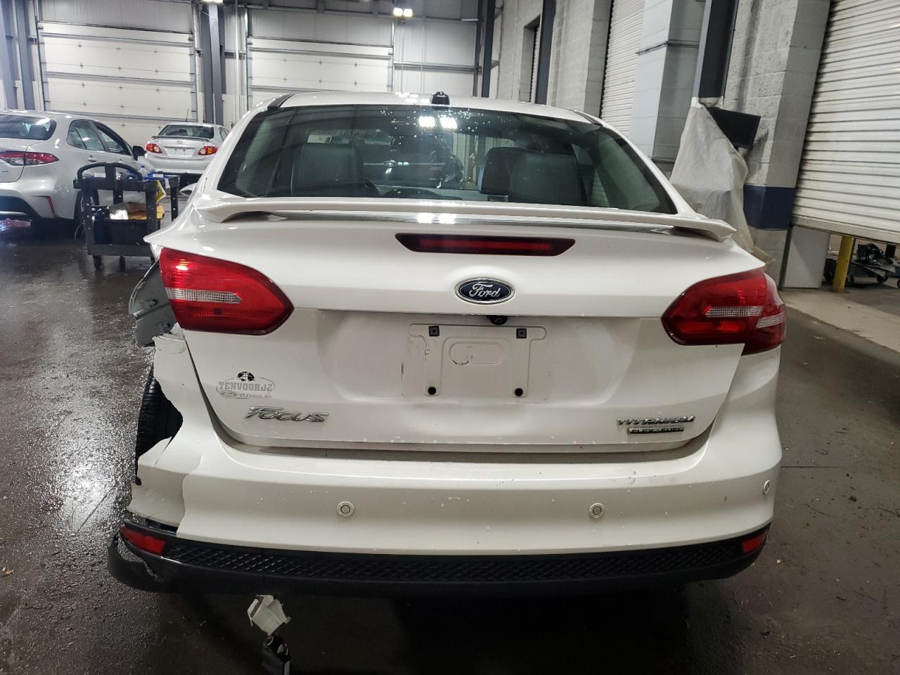 2016 Ford Focus VIN 1FADP3J26GL324793 Copart auction photo, rear end / side damage thumbnail 6