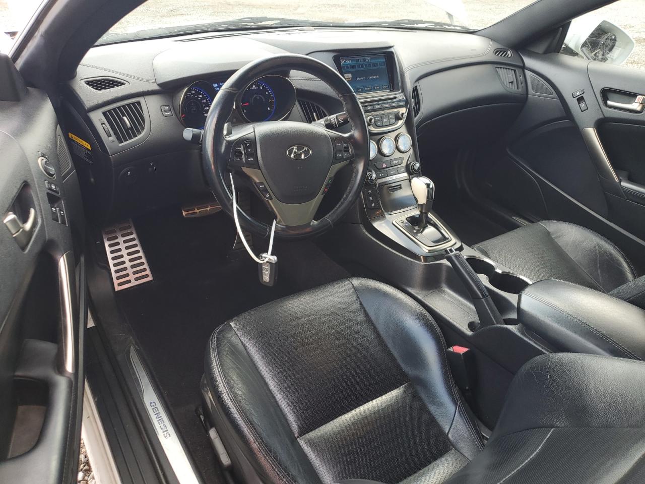 2013 Hyundai Genesis VIN KMHHU6KJ6DU091950 Copart auction photo, all over damage thumbnail 8