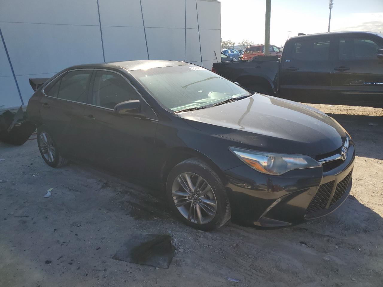 2017 Toyota Camry VIN 4T1BF1FK1HU814101 Copart auction photo, rear end / minor dent/scratches damage thumbnail 4