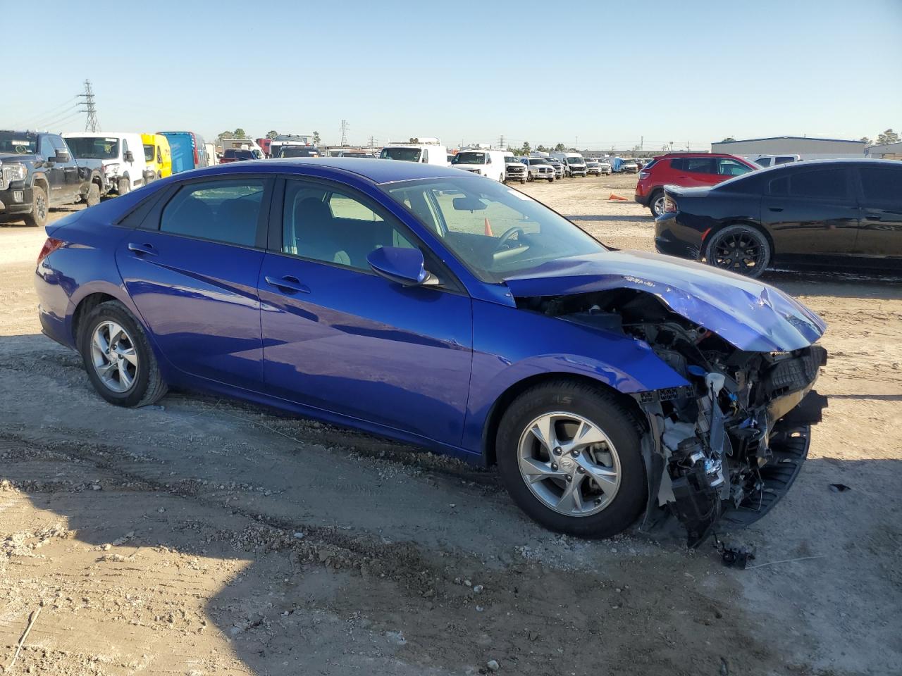 2022 Hyundai Elantra VIN KMHLL4AG0NU334659 Copart auction photo, front end / minor dent/scratches damage thumbnail 4