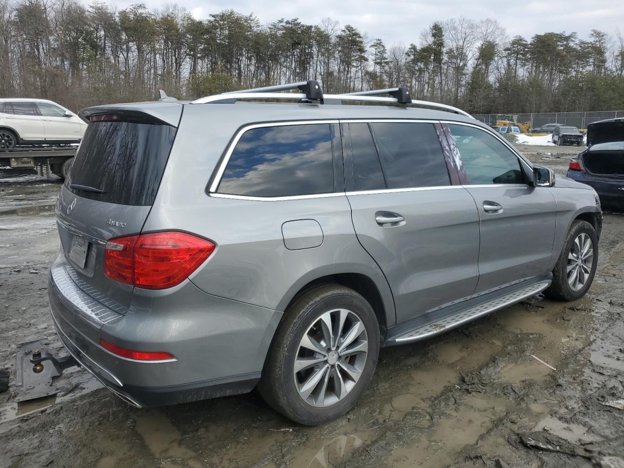 2014 Mercedes-Benz GL-klasse VIN 4JGDF7CE5EA374925 Copart auction photo, front end damage thumbnail 3