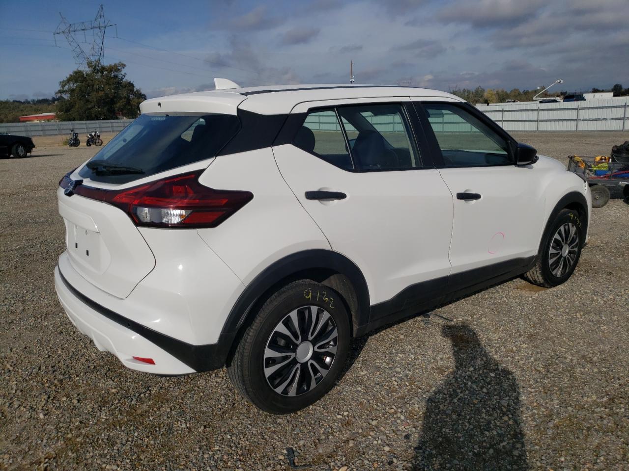 2021 Nissan Kicks VIN 3N1CP5BV8ML504306 Copart auction photo, front end damage thumbnail 3