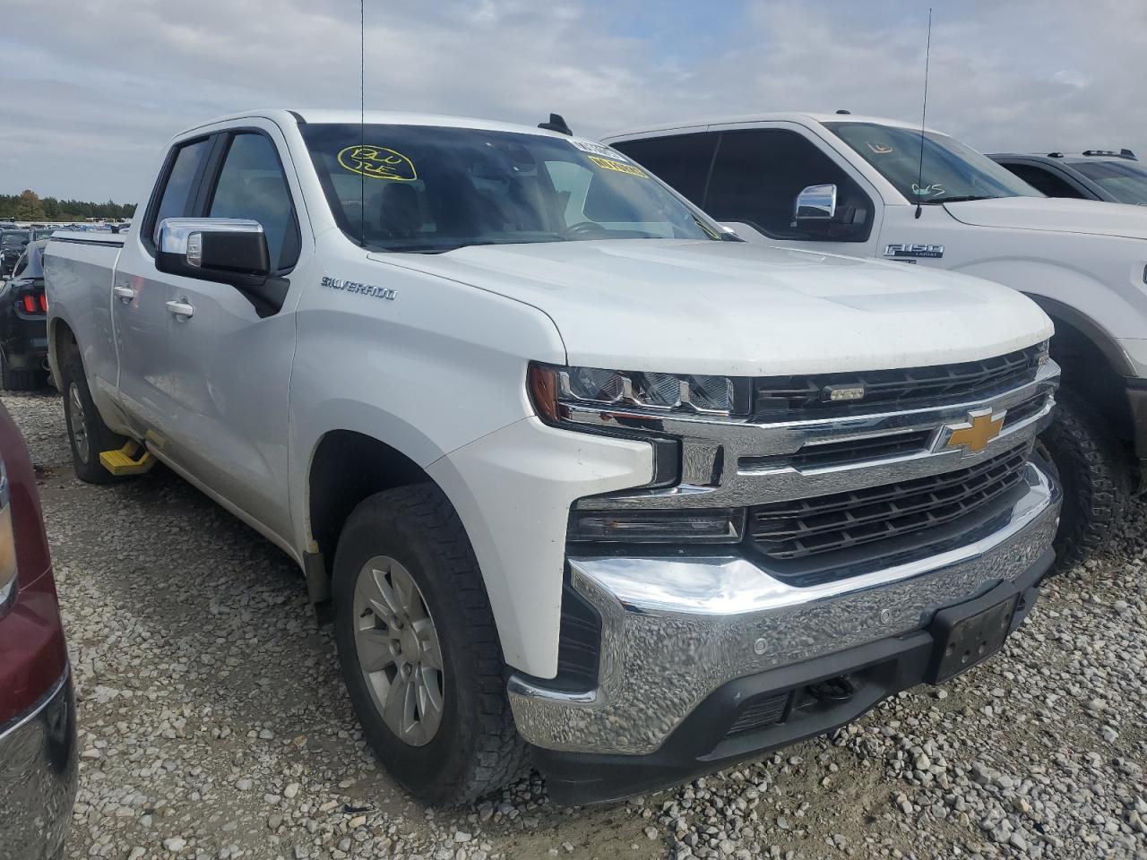 2020 Chevrolet Silverado VIN 1GCRWCED3LZ275610 Copart auction photo, mechanical / minor dent/scratches damage thumbnail 4