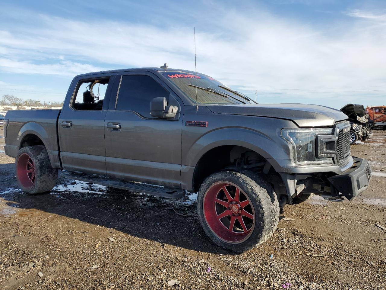 2018 Ford F-150 VIN 1FTEW1EG4JKC18755 Copart auction photo, vandalism / burn damage thumbnail 4