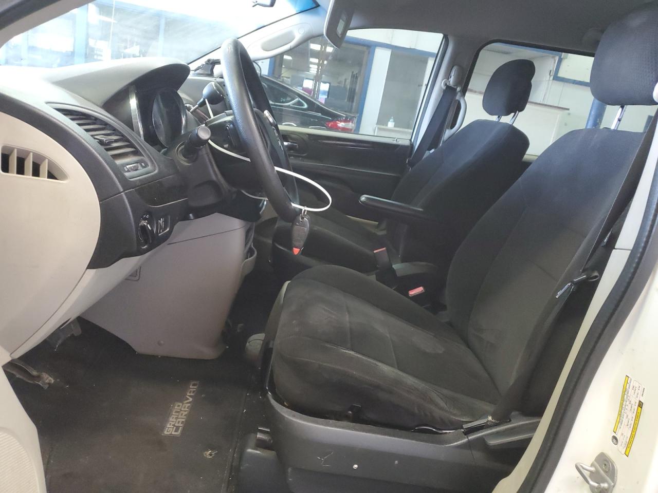 2012 Dodge Caravan VIN 2C4RDGBGXCR420096 Copart auction photo, minor dent/scratches damage thumbnail 7