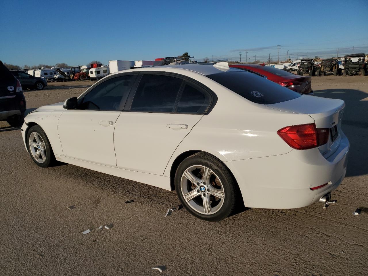 2013 BMW 3er VIN WBA3B5C59DF593997 Copart auction photo, front end / mechanical damage thumbnail 2