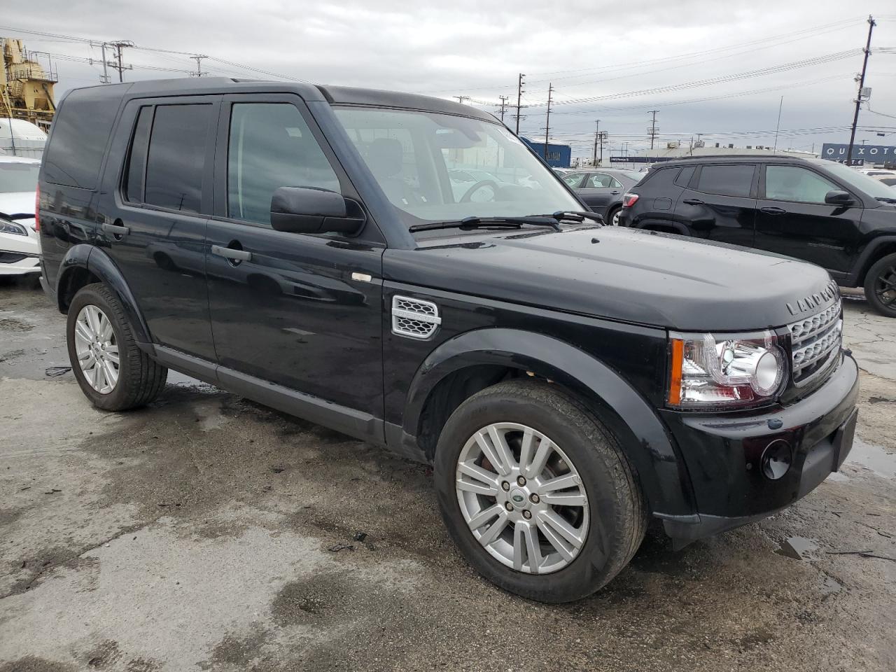 2011 Land Rover LR4 VIN SALAK2D43BA587646 Copart auction photo, minor dent/scratches damage thumbnail 4