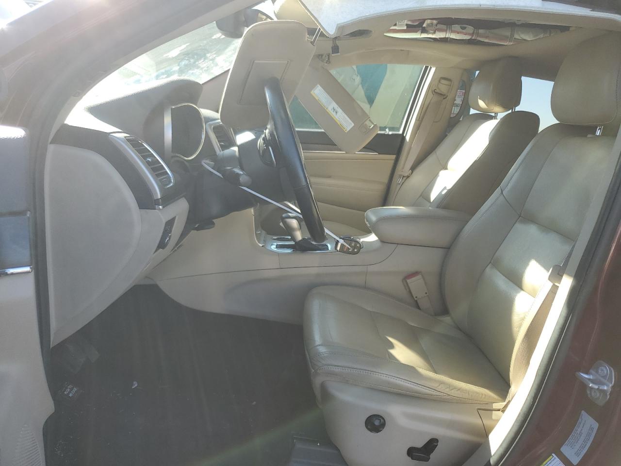 2017 Jeep Grand Cherokee VIN 1C4RJFBG1HC658194 Copart auction photo, hail damage thumbnail 7