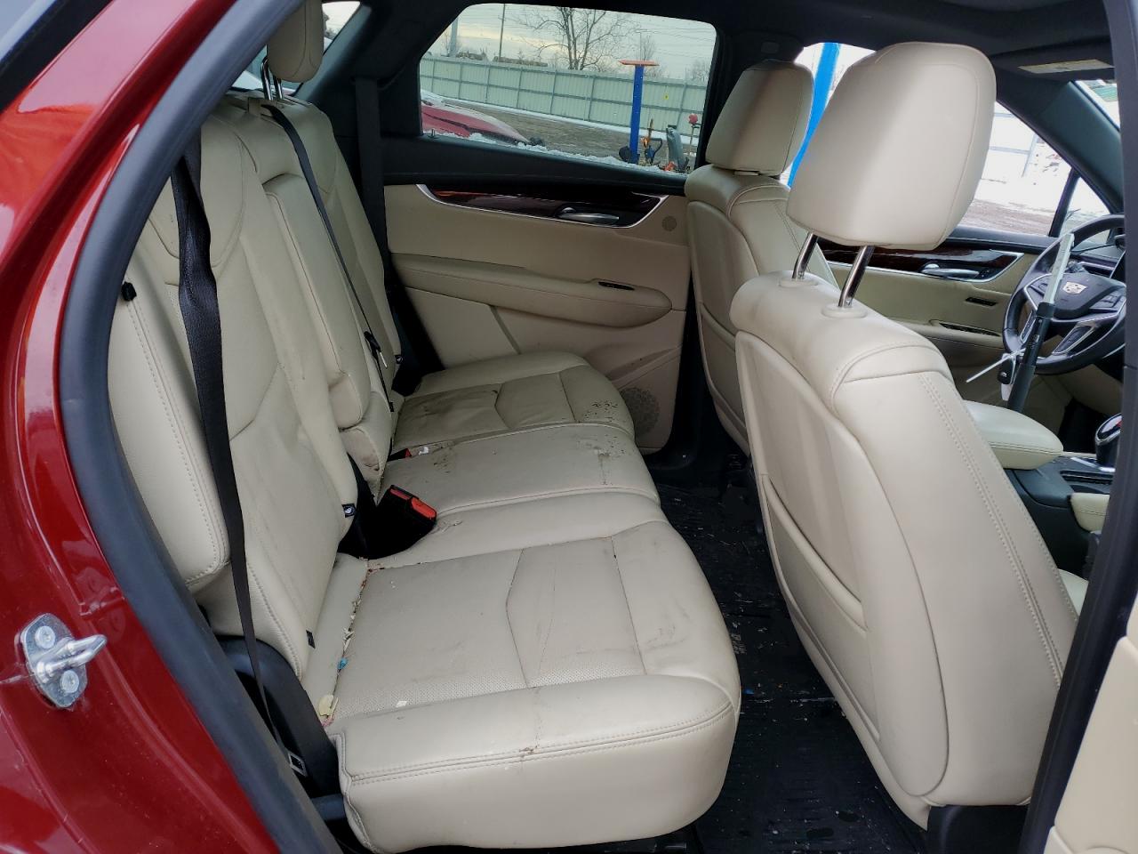 2018 Cadillac XT5 VIN 1GYKNDRS8JZ151777 Copart auction photo, side / front end damage thumbnail 11