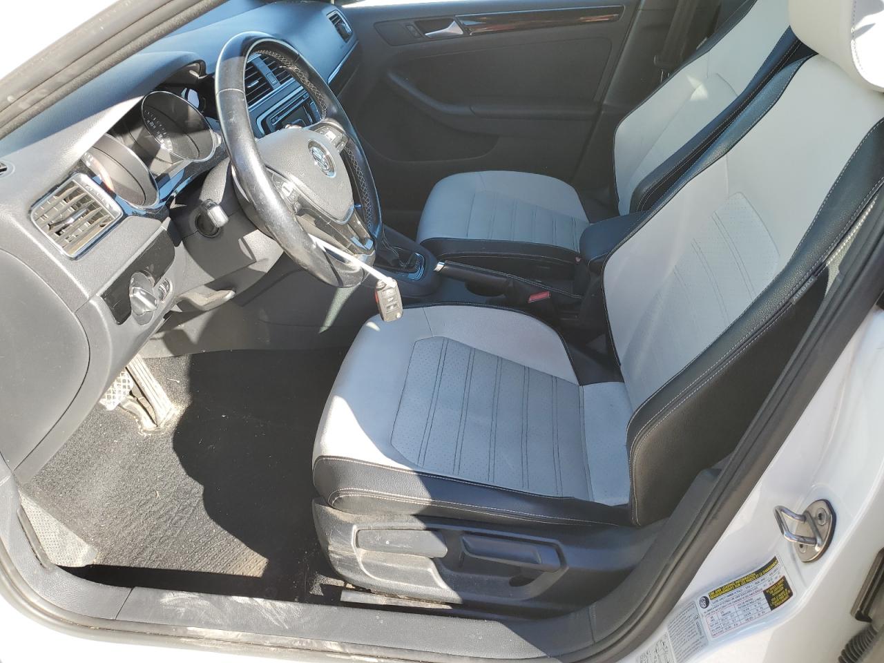 2015 Volkswagen Jetta VIN 3VWD17AJ5FM419916 Copart auction photo, hail damage thumbnail 7