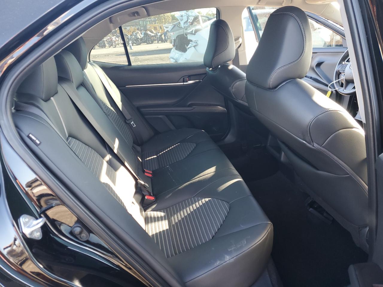 2022 Toyota Camry VIN 4T1G11AK0NU017569 Copart auction photo, front end / minor dent/scratches damage thumbnail 11