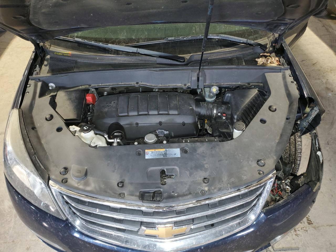 2016 Chevrolet Traverse VIN 1GNKRGKD8GJ330648 Copart auction photo, front end / side damage thumbnail 12