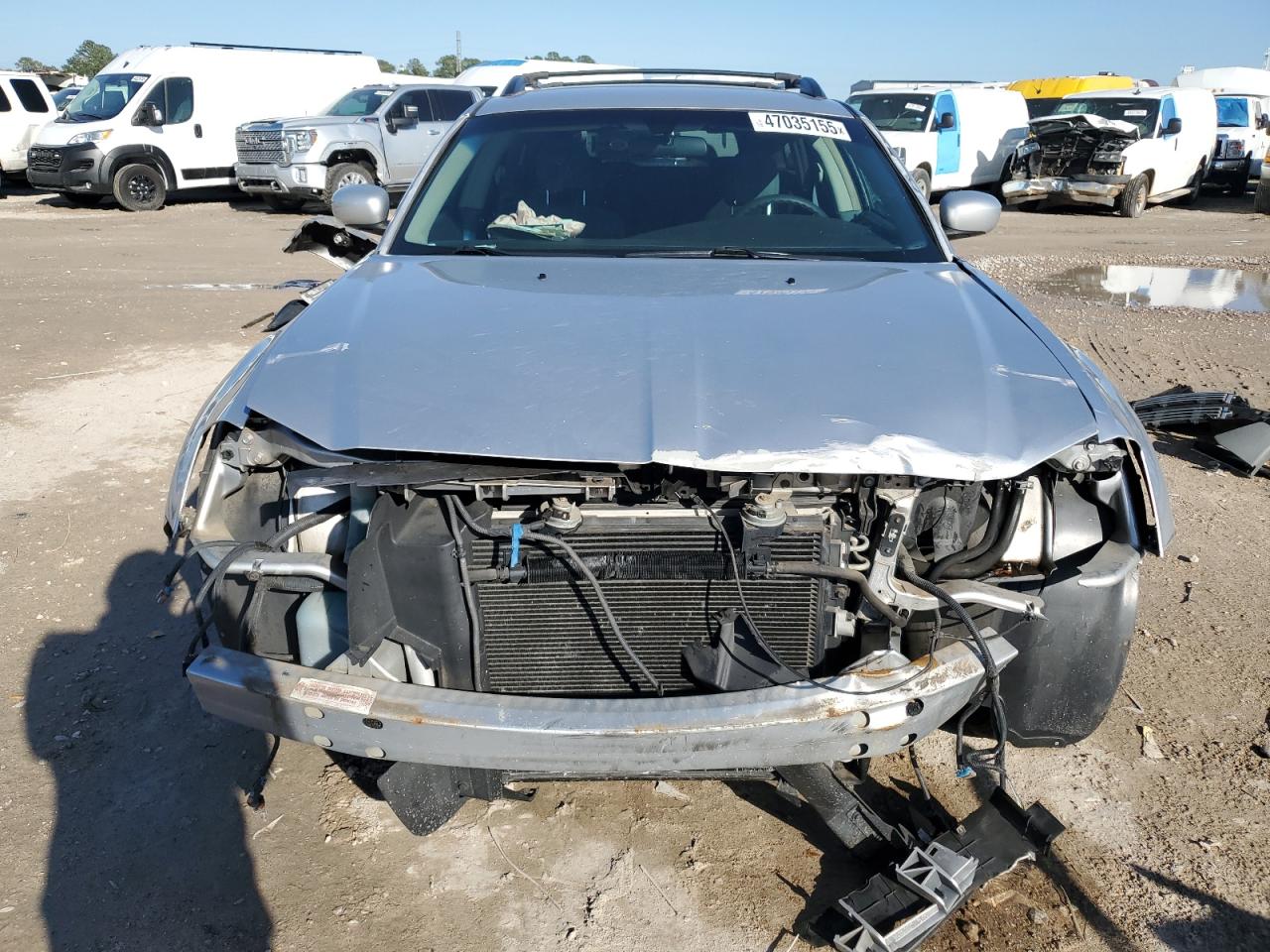 2005 Dodge Magnum VIN 2D4FV48V75H649206 Copart auction photo, front end / minor dent/scratches damage thumbnail 5