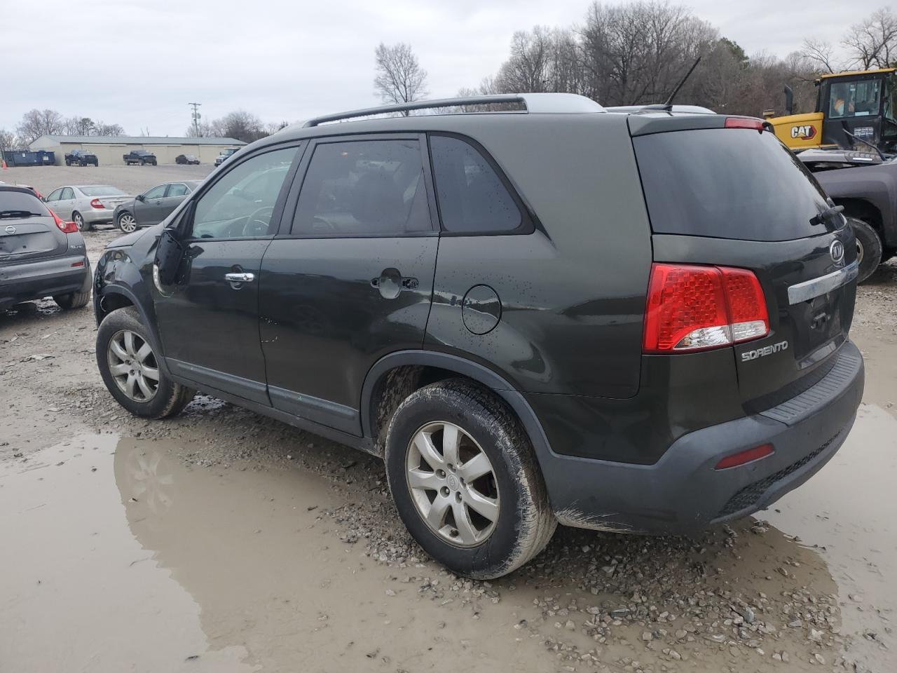 2011 KIA Sorento VIN 5XYKT4A1XBG111070 Copart auction photo, front end / minor dent/scratches damage thumbnail 2