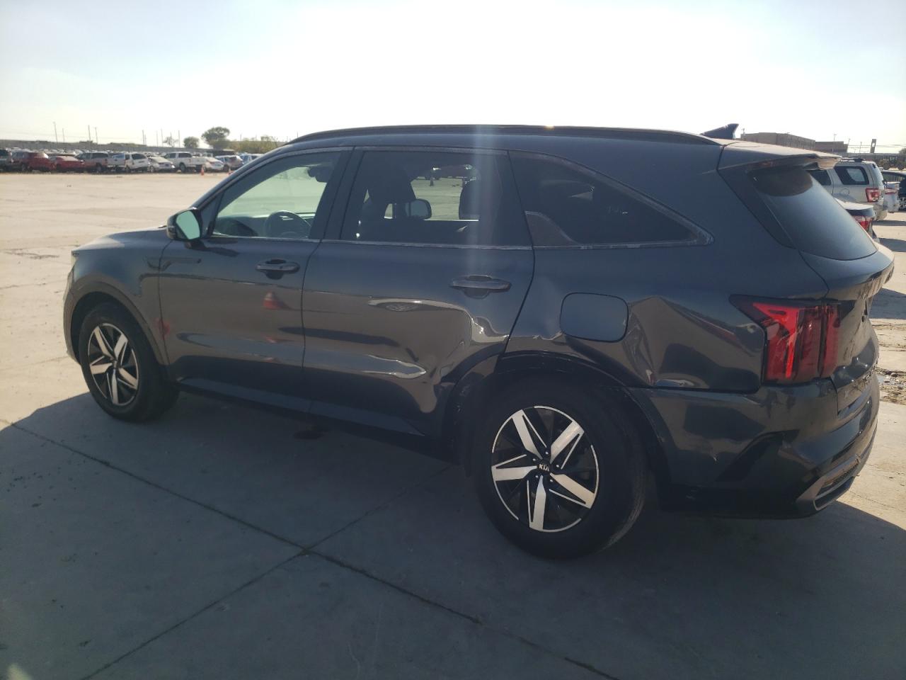 2021 KIA Sorento VIN 5XYRL4LCXMG007095 Copart auction photo, side damage thumbnail 2