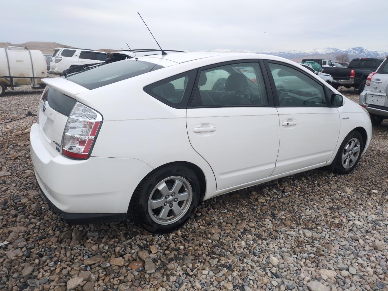 2007 Toyota Prius VIN JTDKB20U473206416 Copart auction photo, undercarriage damage thumbnail 3