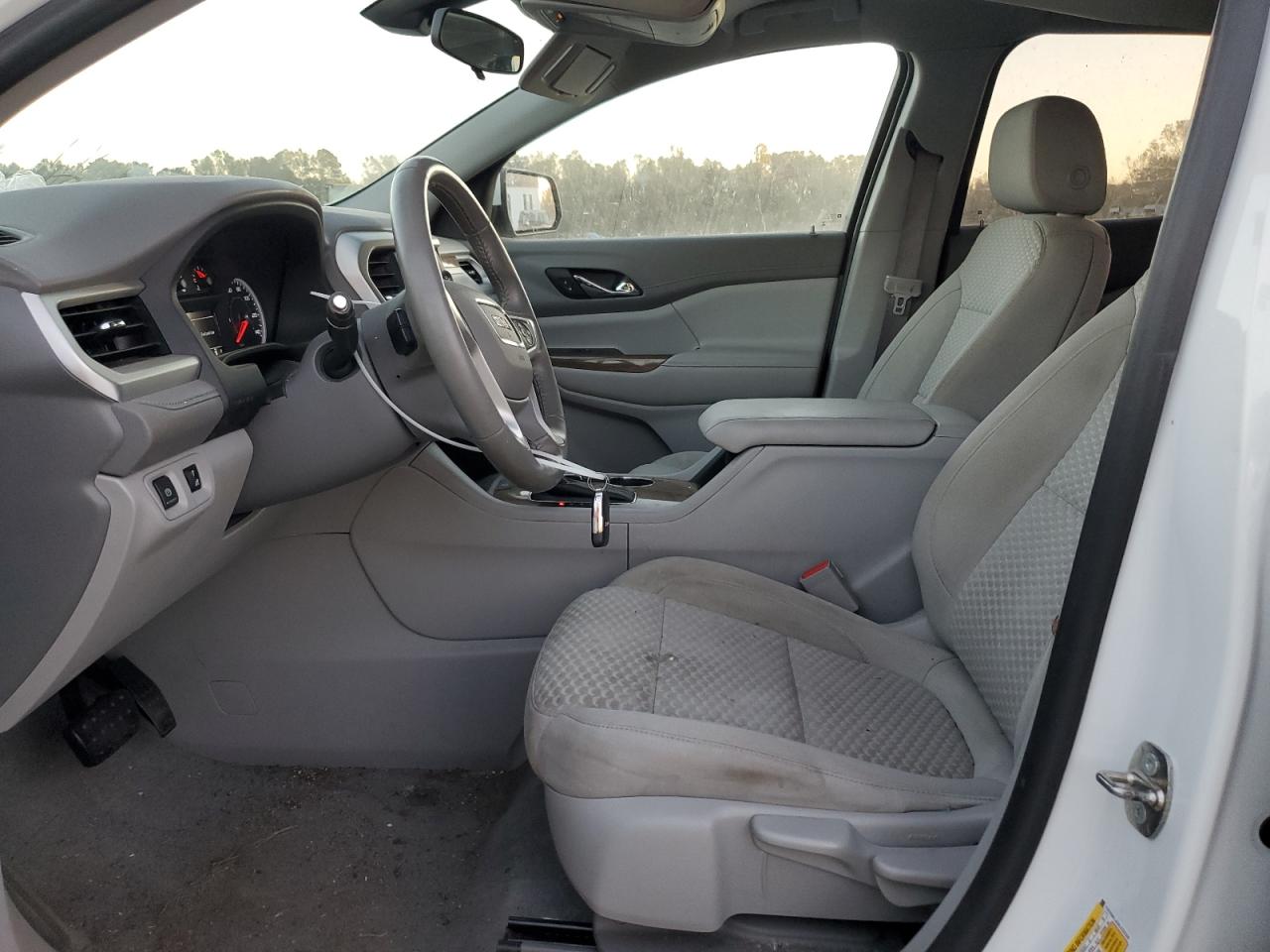 2019 GMC Acadia VIN 1GKKNKLA2KZ233326 Copart auction photo, water/flood / top/roof damage thumbnail 7
