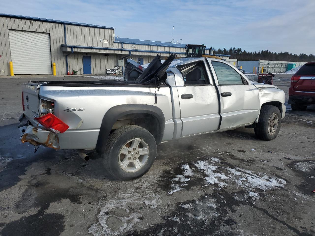 2011 Dodge Dakota VIN 1D7RW3GK1BS667350 Copart auction photo, all over damage thumbnail 3