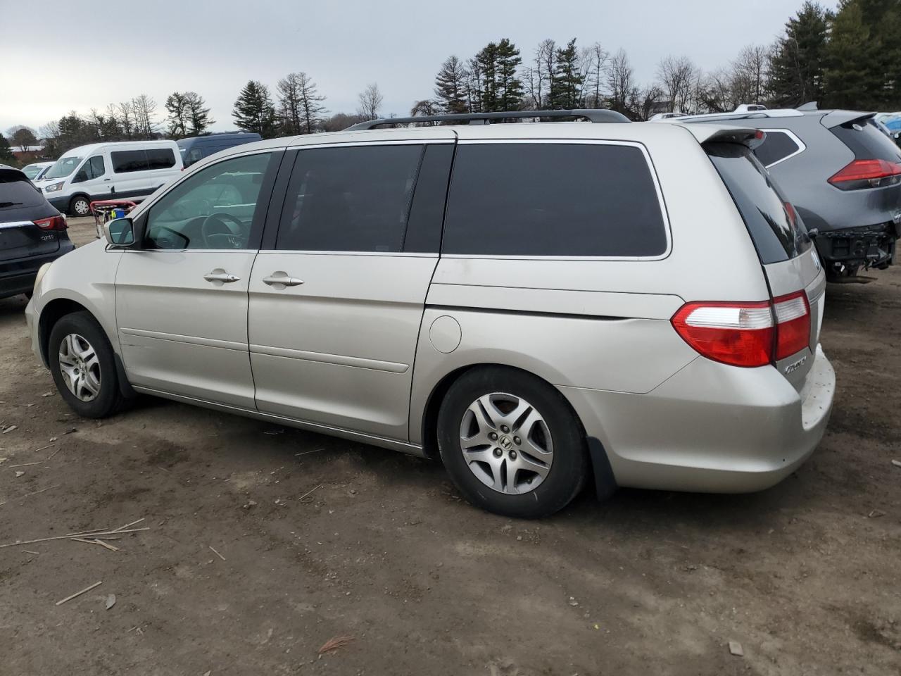 2006 Honda Odyssey VIN 5FNRL38796B011896 Copart auction photo, all over damage thumbnail 2
