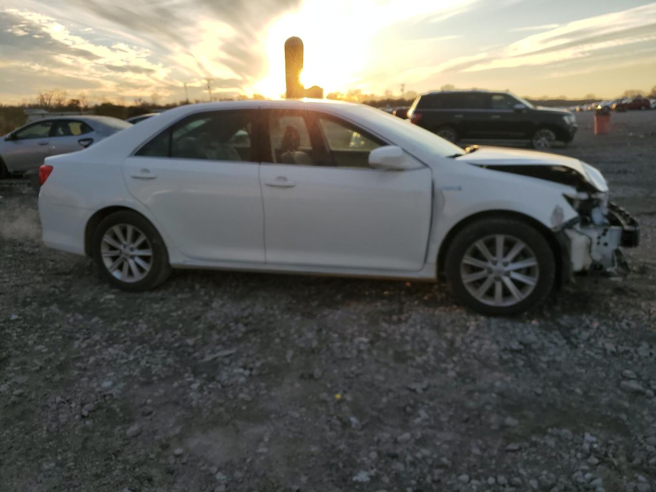 2014 Toyota Camry VIN 4T1BD1FK9EU137235 Copart auction photo, front end damage thumbnail 4
