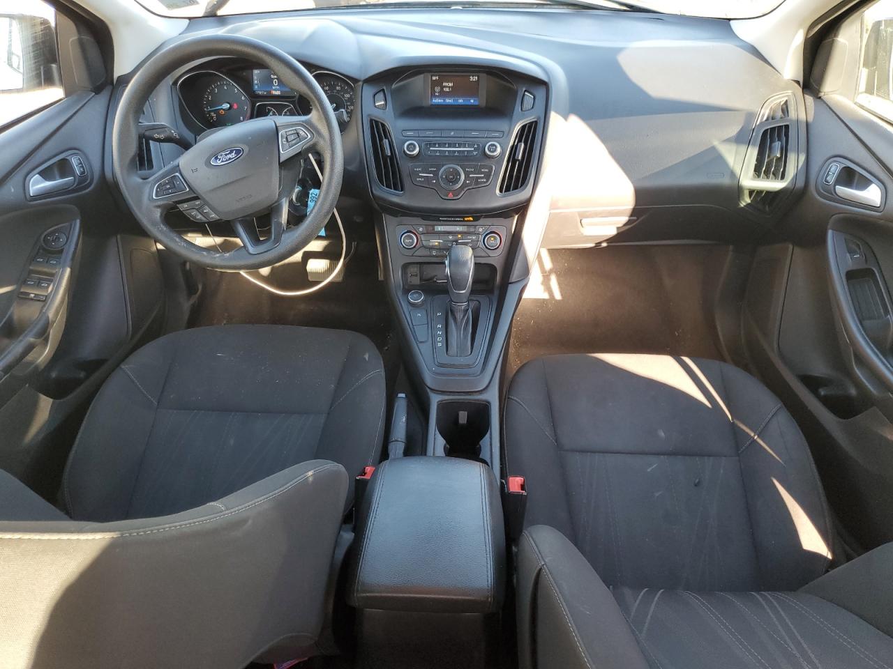 2018 Ford Focus VIN 1FADP3FE0JL222643 Copart auction photo, front end / minor dent/scratches damage thumbnail 8