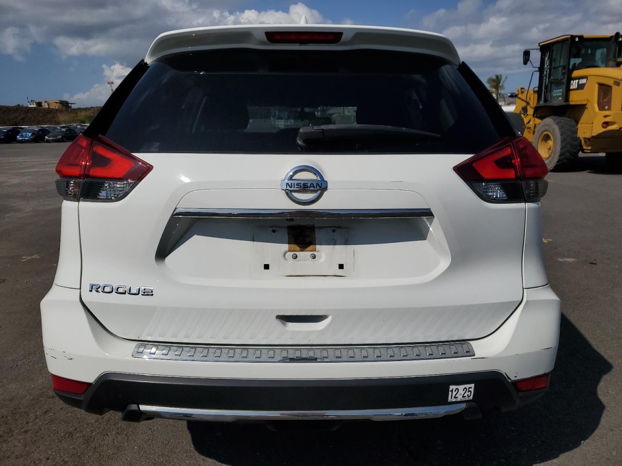 2017 Nissan Rogue VIN JN8AT2MT8HW149524 Copart auction photo, front end damage thumbnail 6