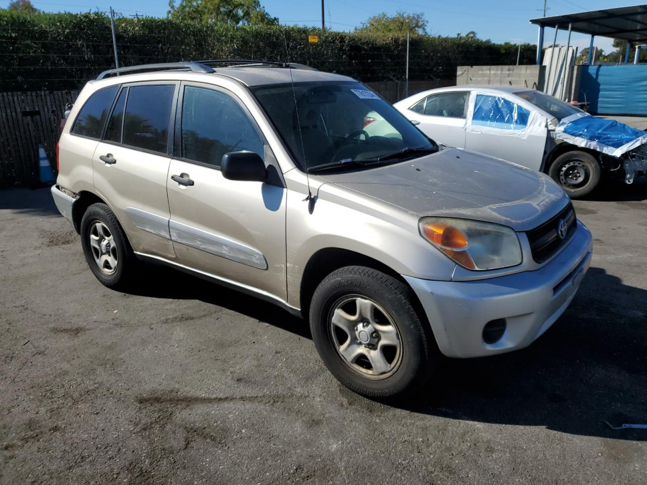 2004 Toyota RAV 4 VIN JTEGD20V040036833 Copart auction photo, rear end / side damage thumbnail 4