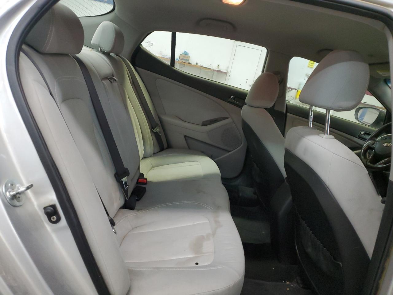 2011 KIA Optima VIN KNAGM4A72B5177660 Copart auction photo, minor dent/scratches damage thumbnail 10