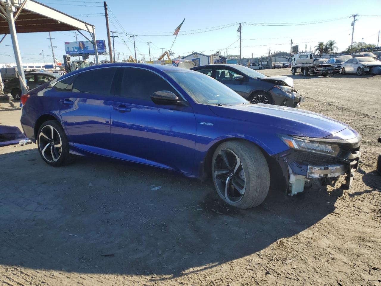 2022 Honda Accord VIN 1HGCV3F2XNA038492 Copart auction photo, front end / side damage thumbnail 4