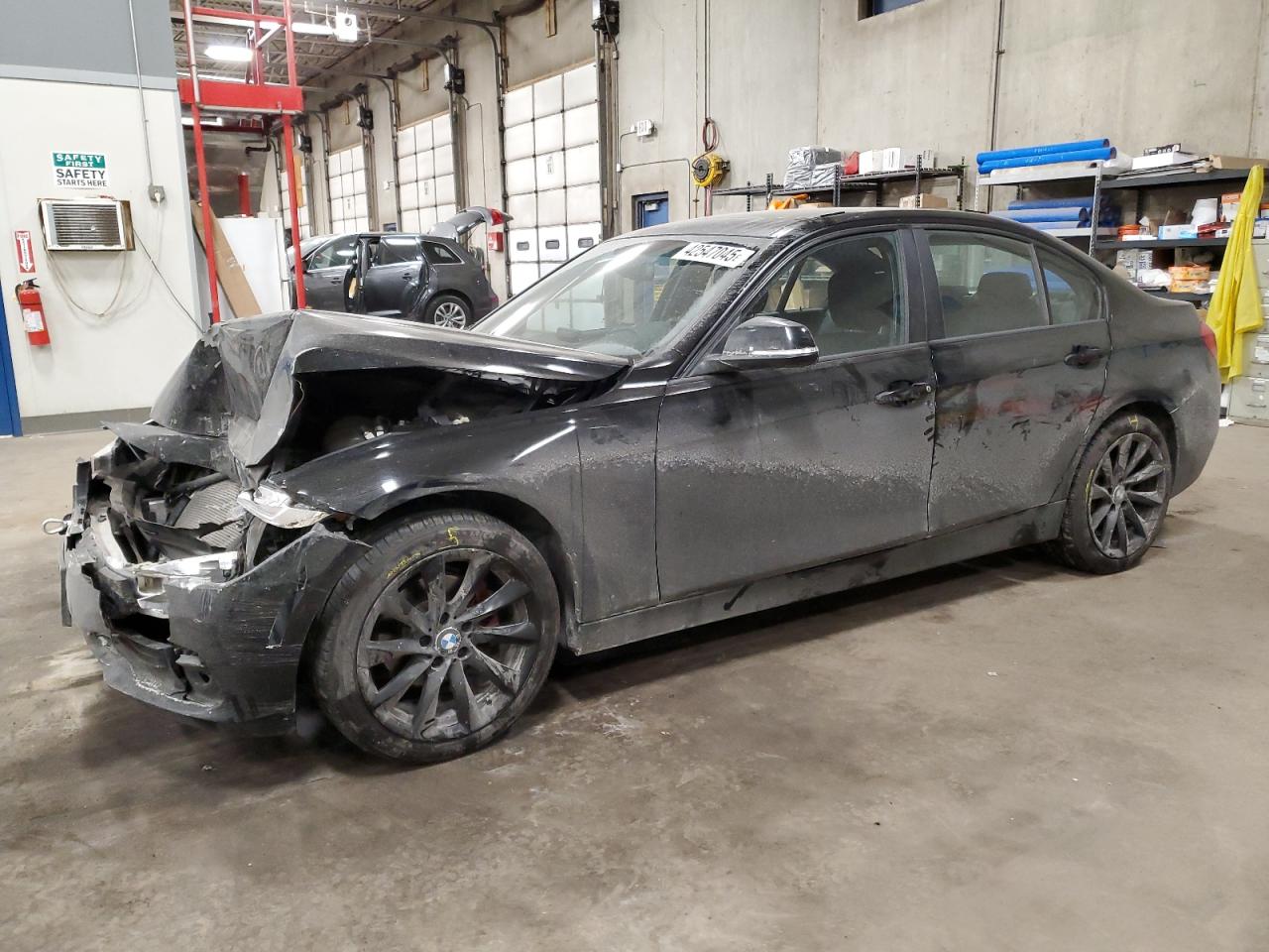 2016 BMW 3er VIN WBA8A3C54GK690565