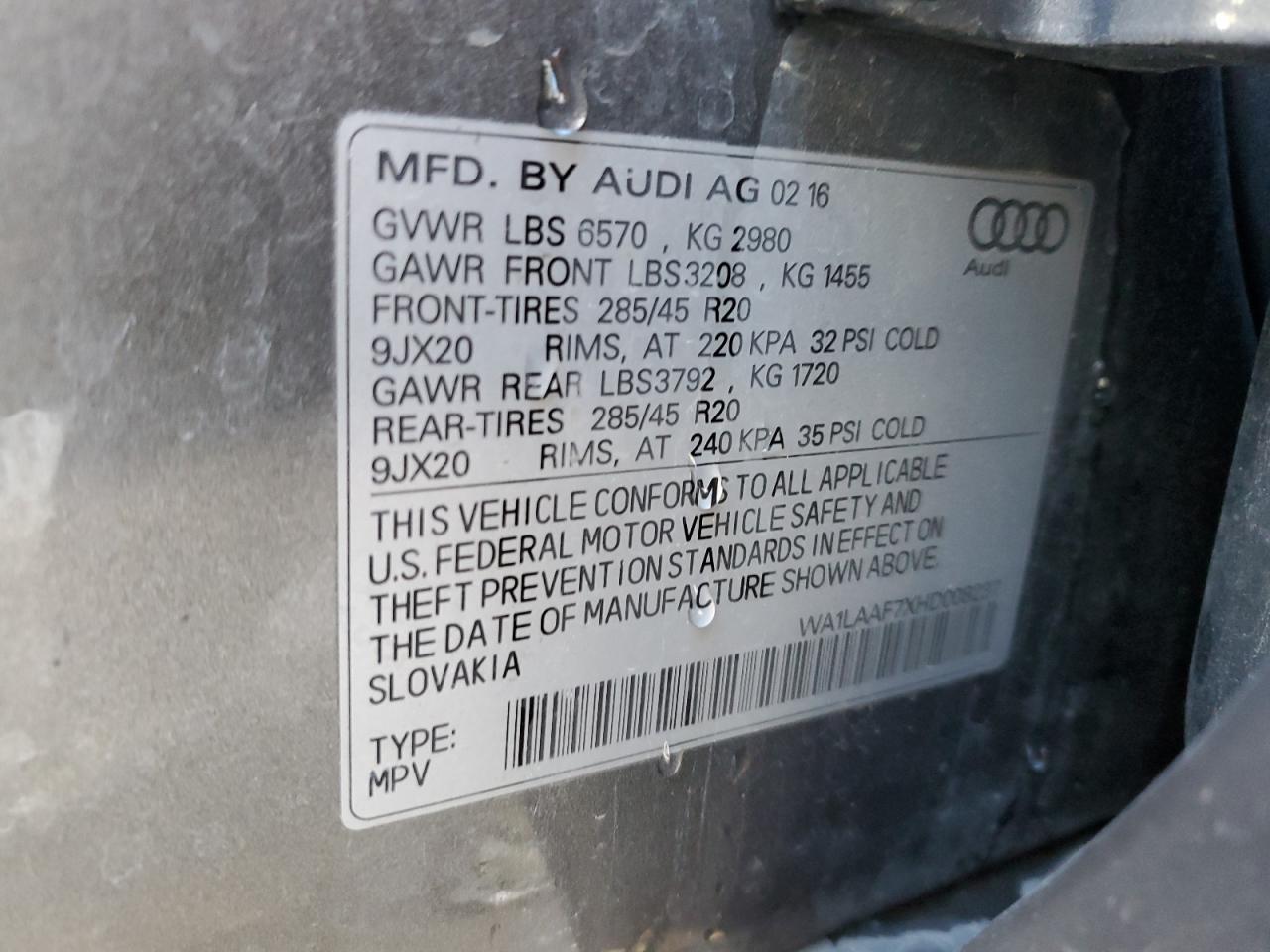 2017 Audi Q7 VIN WA1LAAF7XHD008237 Copart auction photo, front end damage thumbnail 12