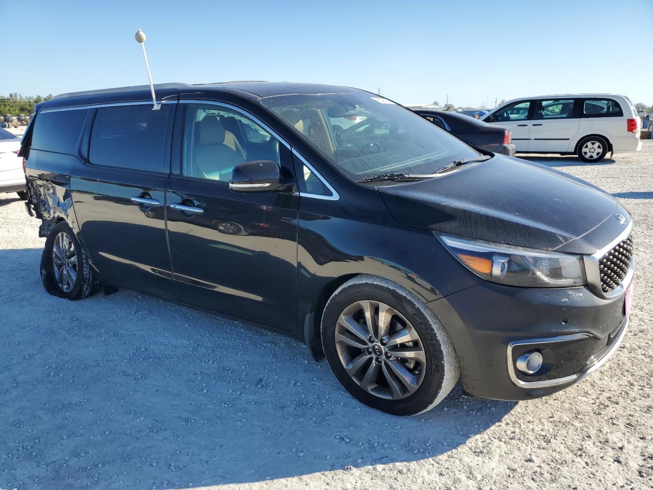 2015 KIA Sedona VIN KNDME5C18F6037923 Copart auction photo, rear end / side damage thumbnail 4