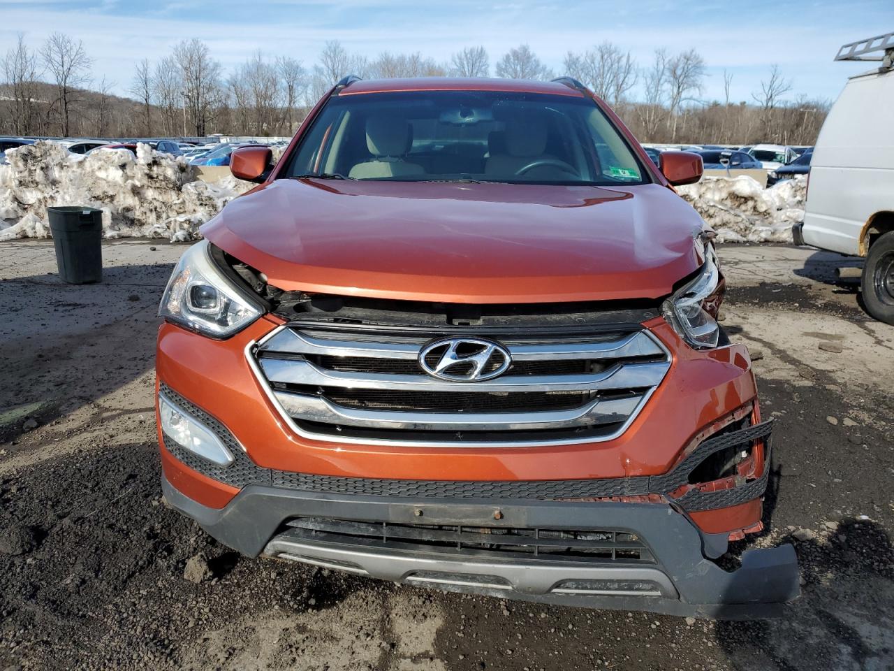 2016 Hyundai Santa Fe VIN 5XYZUDLB8GG336838 Copart auction photo, front end / minor dent/scratches damage thumbnail 5