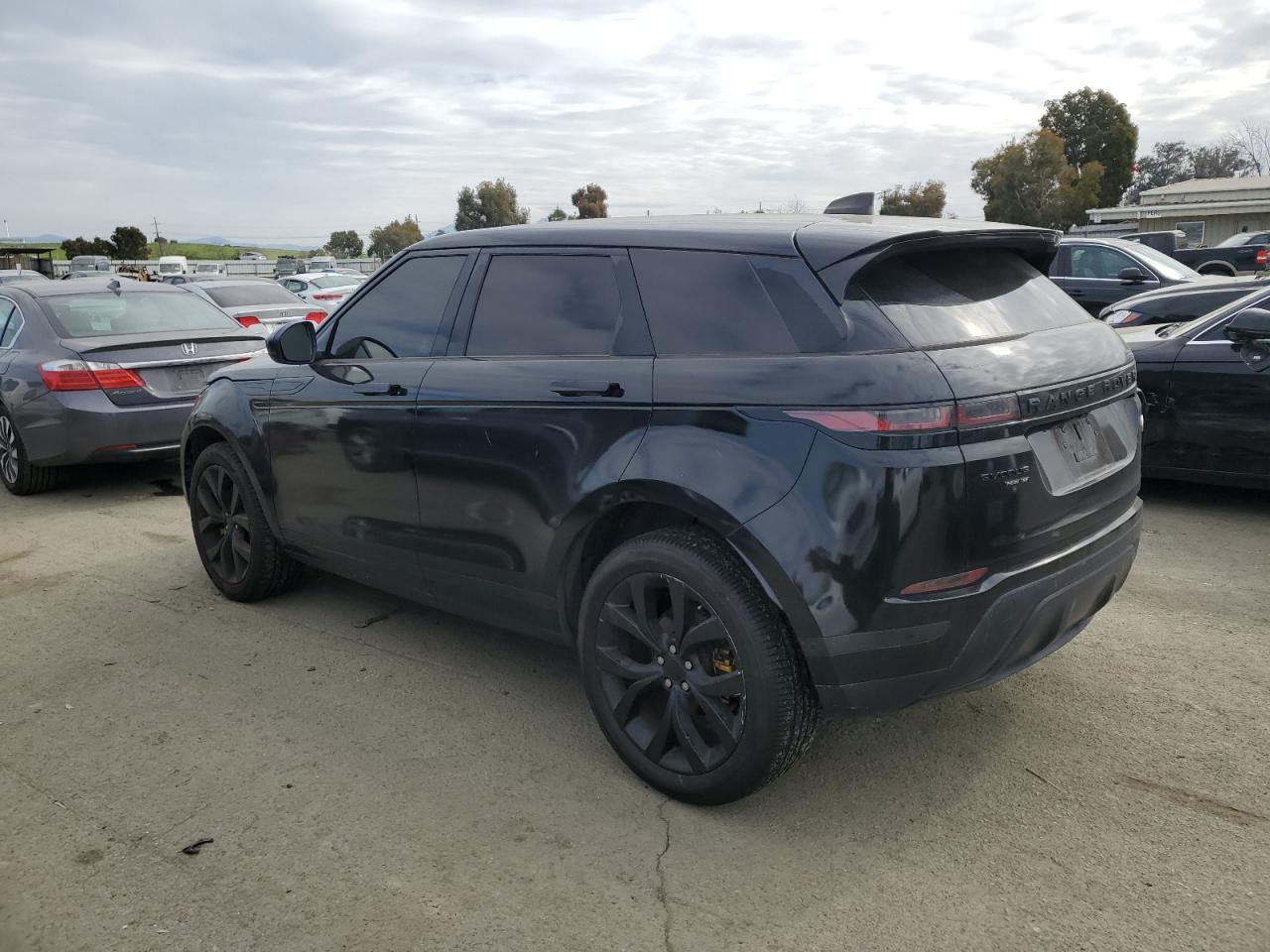 2020 Land Rover Range Rover VIN SALZP2FX1LH074562 Copart auction photo, rear end / front end damage thumbnail 2